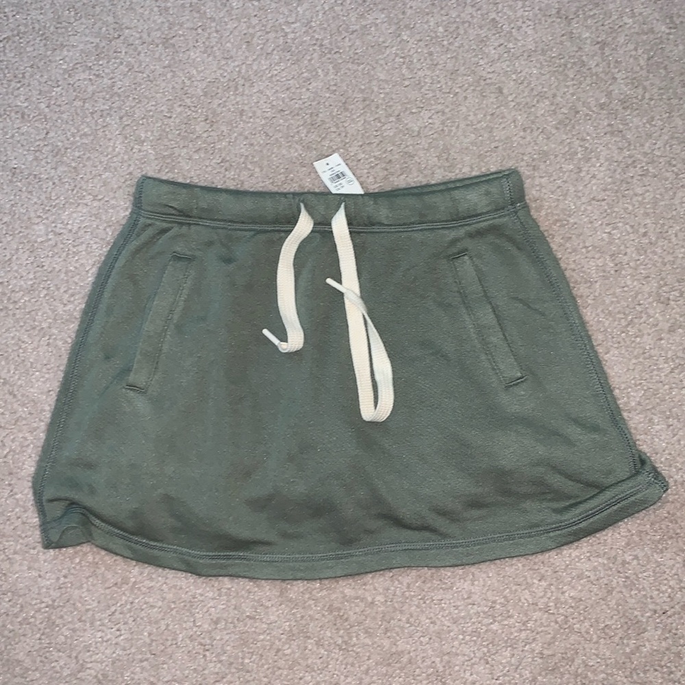 NWT aerie tennis skirt